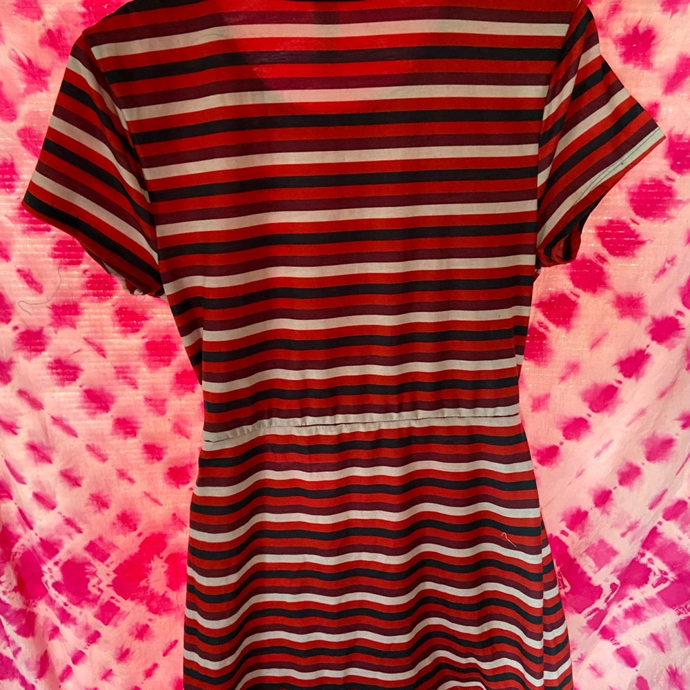 Super cute summer dress.
